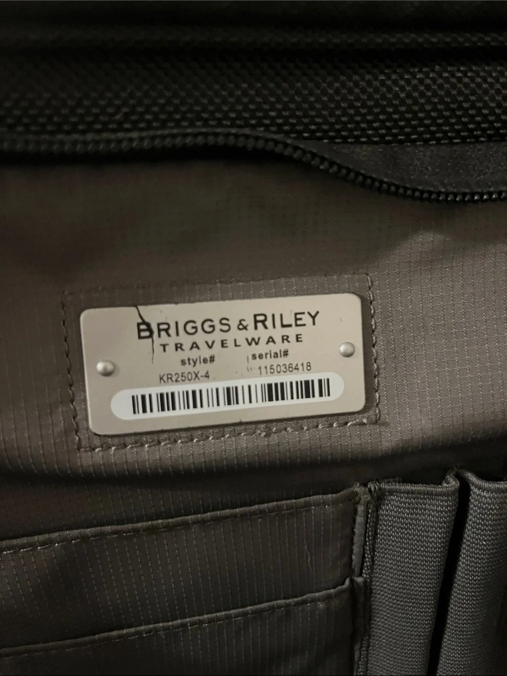 Briggs & Riley laptop pockets riley